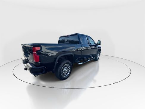New 2026 Chevrolet Silverado 2500 LT w/ Z71 Chrome Sport Edition AWD/4WD image 8