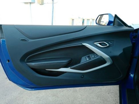 Used 2023 Chevrolet Camaro LT image 13