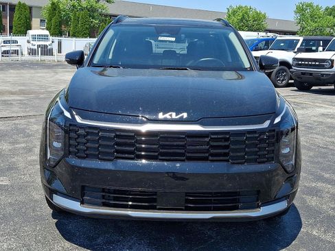 Used 2026 Kia Sportage SX FWD image 2