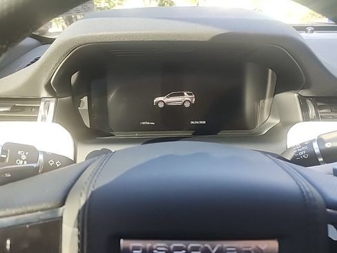 Used 2022 Land Rover Discovery Sport SE R-Dynamic AWD/4WD image 8