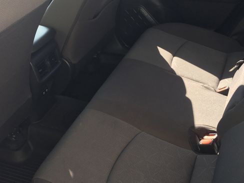 Used 2020 Toyota RAV4 XLE image 8