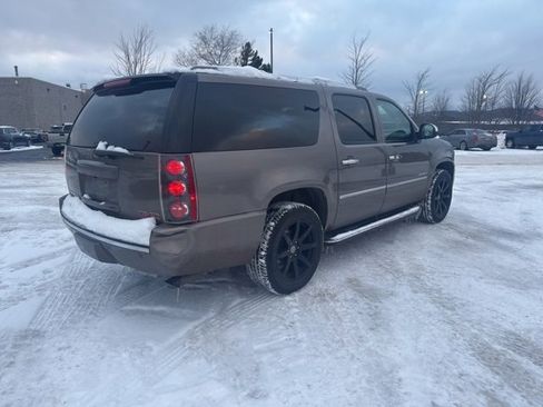 Used 2013 GMC Yukon XL Denali image 20