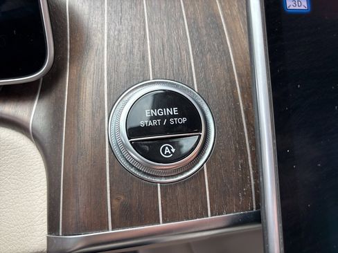 Used 2022 Mercedes-Benz S 580 4MATIC Sedan image 40