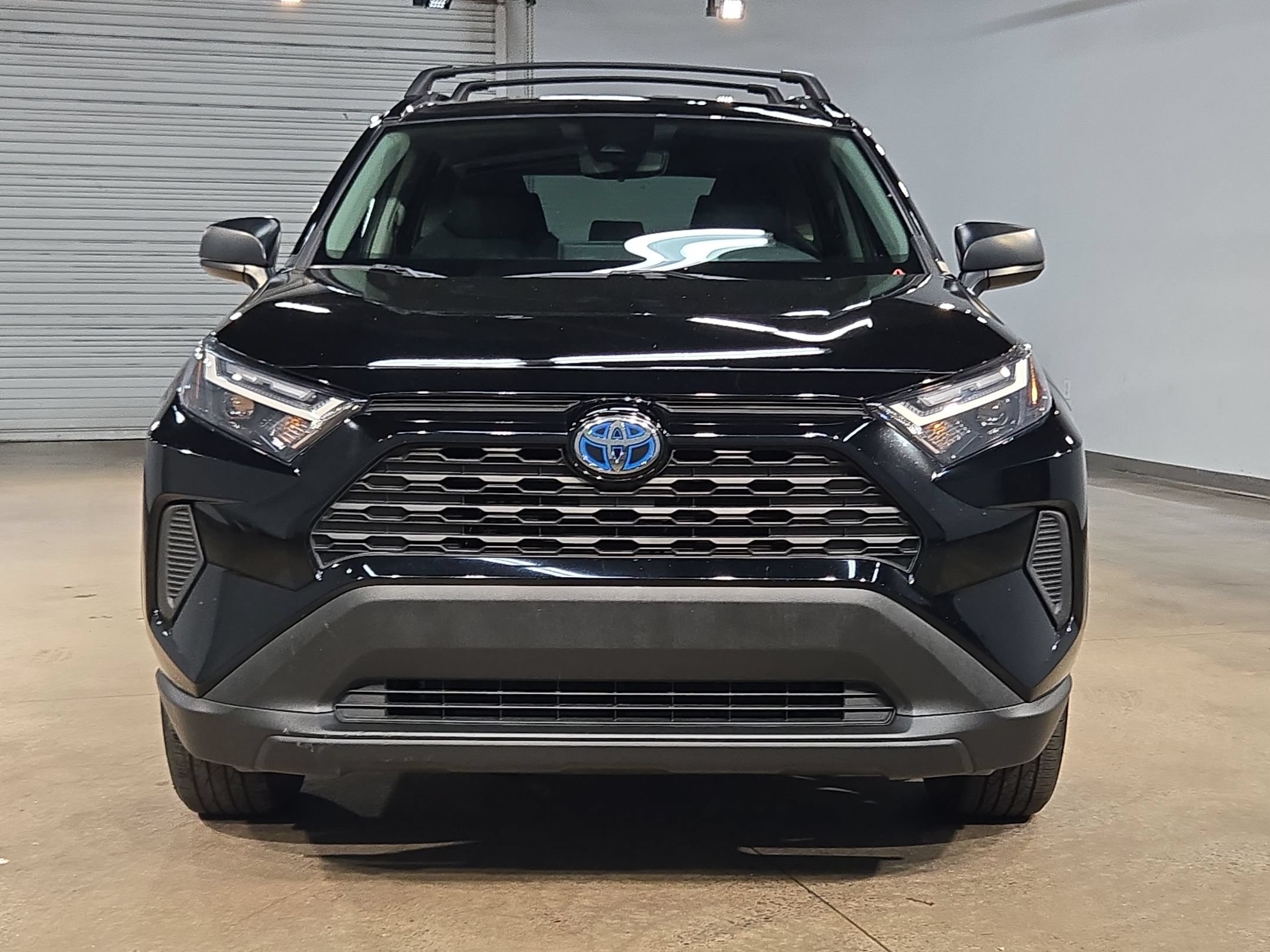 Certified 2024 Toyota RAV4 LE AWD/4WD image 2