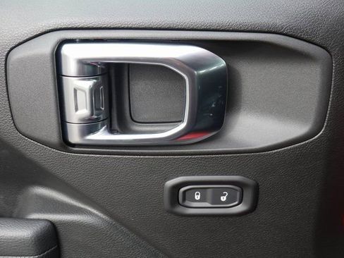 New 2026 Jeep Gladiator Sport image 11