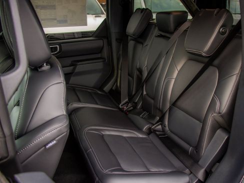 New 2025 Ford Bronco Outer Banks image 42