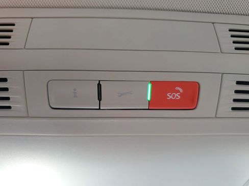 New 2026 Volkswagen Taos S image 30