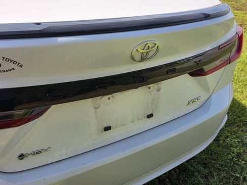 Used 2025 Toyota Camry XSE FWD image 15