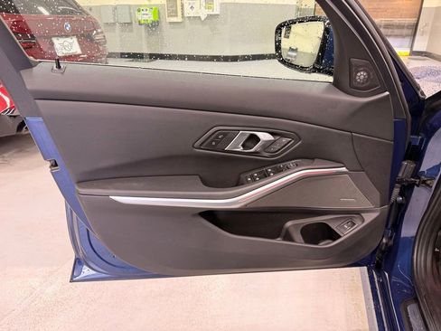 Used 2024 BMW 330i xDrive Sedan w/ Premium Package AWD/4WD image 10