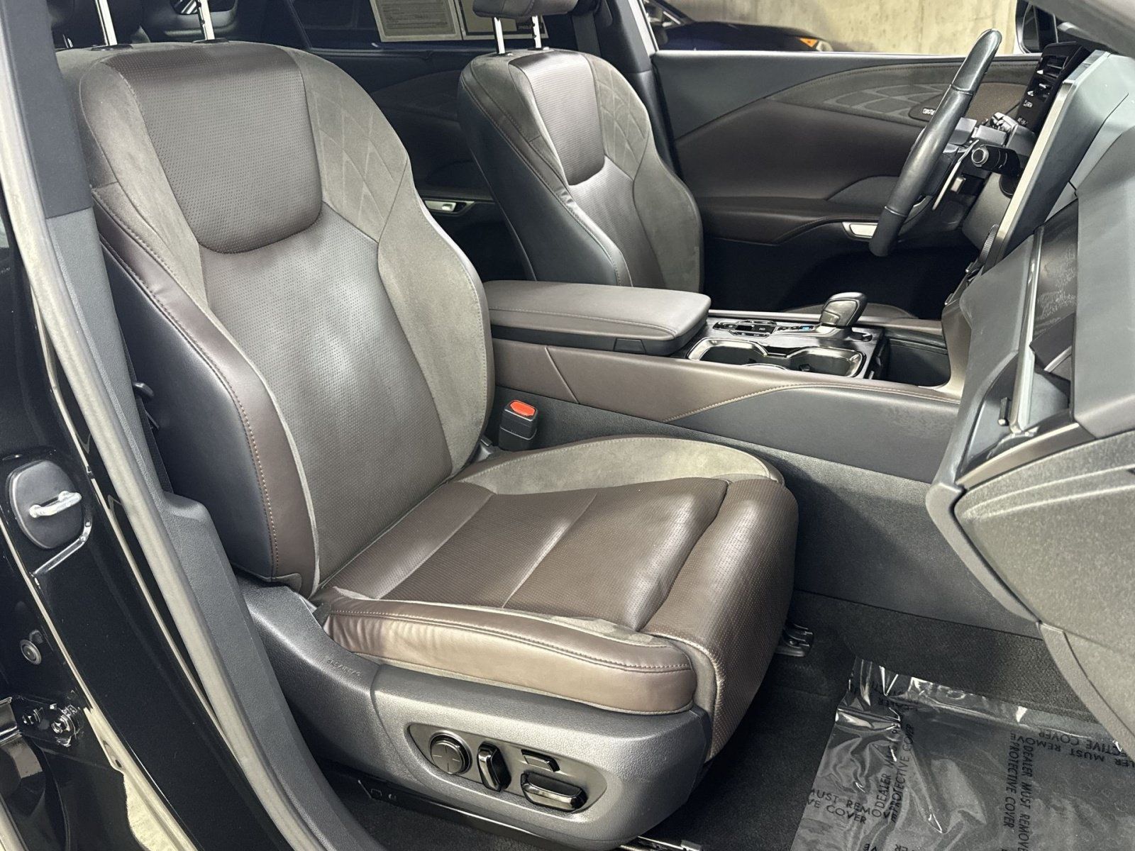 Used 2024 Lexus RX 350 AWD w/ Convenience Package image 40