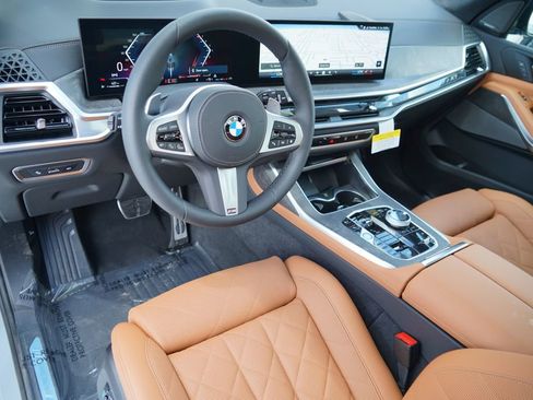 New 2026 BMW X7 xDrive40i w/ M Sport Package image 11
