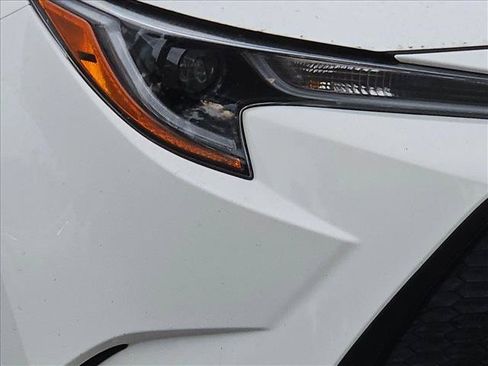 Certified 2022 Toyota Corolla LE FWD image 5