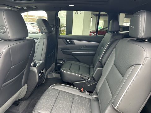 New 2026 Buick Enclave Sport Touring w/ Power Package image 18