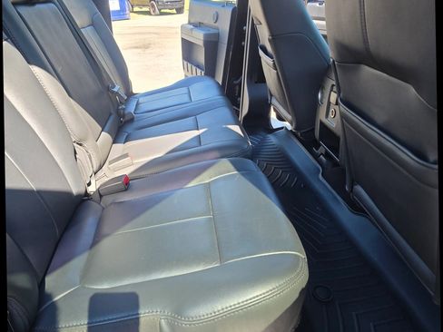 Used 2011 Ford F450 Lariat w/ Lariat Ultimate Pkg image 13