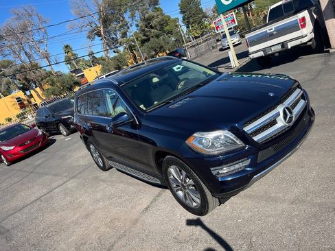 Used 2014 Mercedes-Benz GL 450 4MATIC image 48