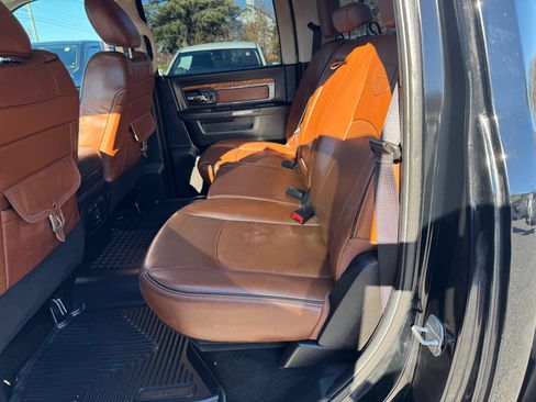 Used 2014 RAM 1500 Laramie Longhorn w/ Convenience Group image 10