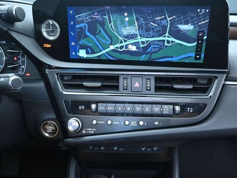 Certified 2025 Lexus ES 350 w/ Premium Package FWD image 28