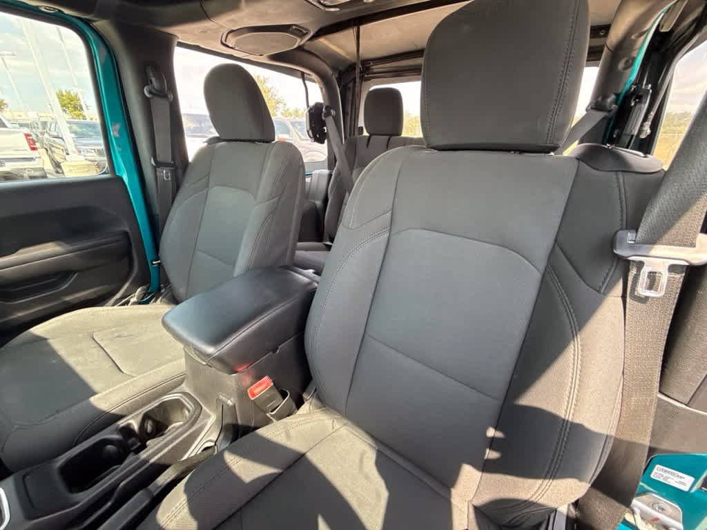 Used 2020 Jeep Wrangler Sport AWD/4WD image 19