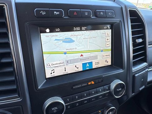 Used 2018 Ford Expedition Max Platinum AWD/4WD image 29