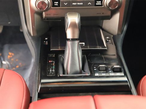 Used 2021 Lexus GX 460 Premium w/ Premium Package image 21