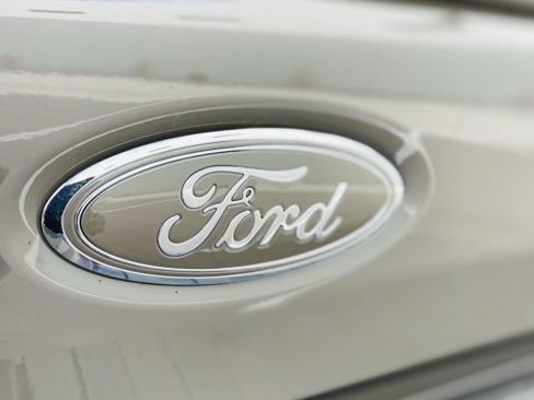 Used 2026 Ford F350 Platinum w/ Platinum Plus Package image 14