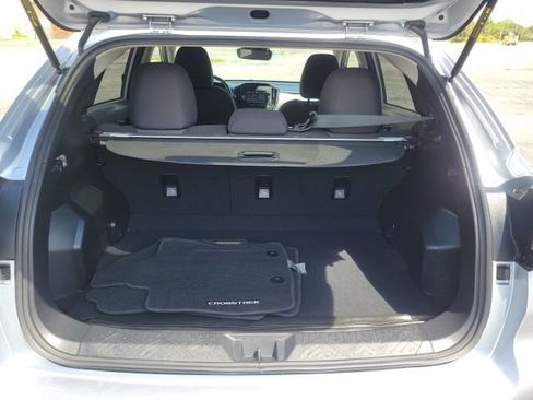 Used 2025 Subaru Crosstrek 2.0i AWD/4WD image 7