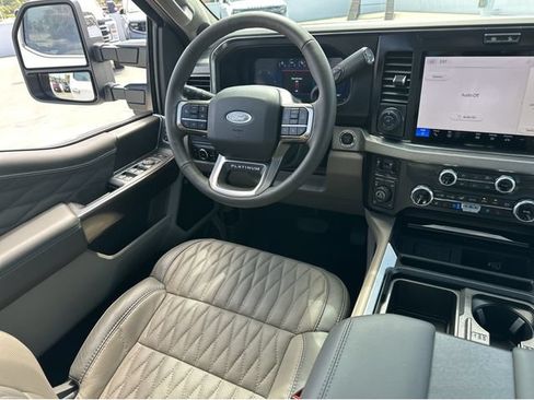 Used 2026 Ford F250 Platinum w/ Platinum Plus Package AWD/4WD image 13