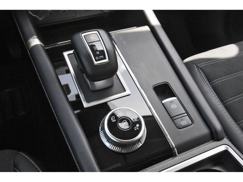 Used 2024 Mitsubishi Outlander SE FWD image 30