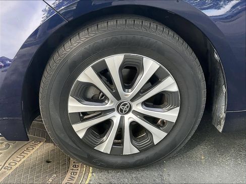 Used 2022 Toyota Corolla LE image 12