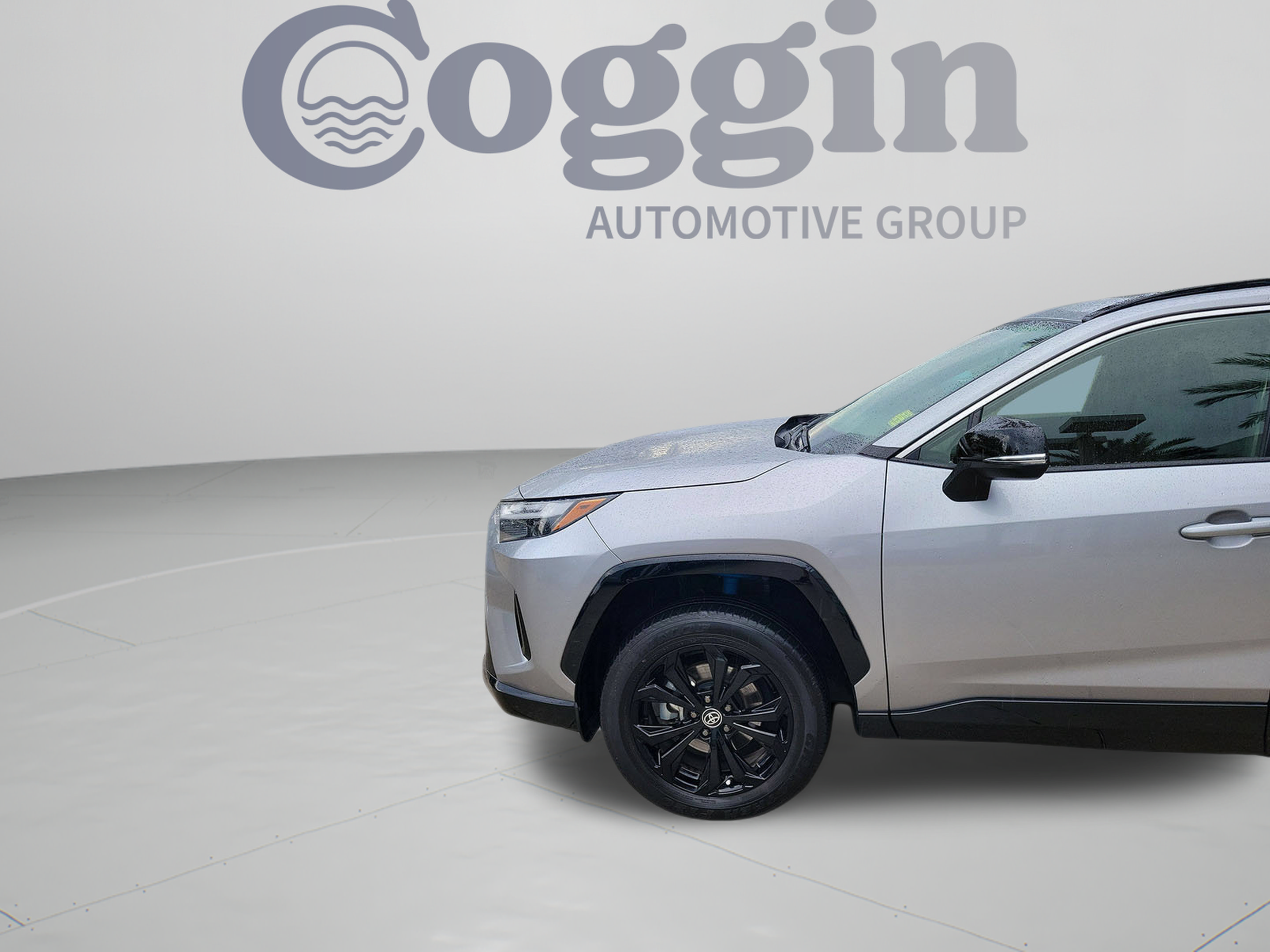 Used 2024 Toyota RAV4 SE w/ Convenience Package AWD/4WD image 32
