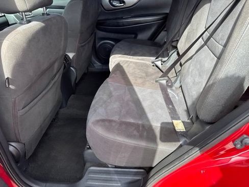 Used 2015 Nissan Rogue S AWD/4WD image 11