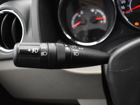 Used 2011 Dodge Caliber Mainstreet image 22