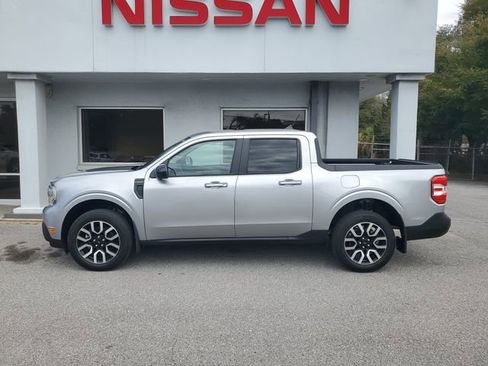 Used 2024 Ford Maverick Lariat image 11