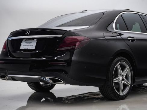 Used 2017 Mercedes-Benz E 300 image 12