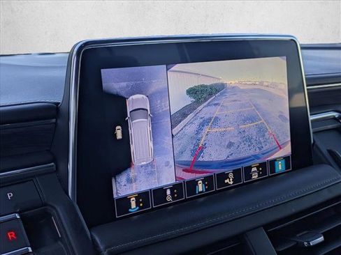 Used 2021 Chevrolet Tahoe LT w/ LT Signature Package image 12