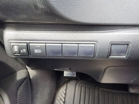 Used 2020 Toyota Corolla LE image 26