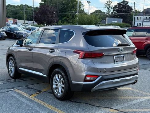 Used 2020 Hyundai Santa Fe SE AWD/4WD image 3