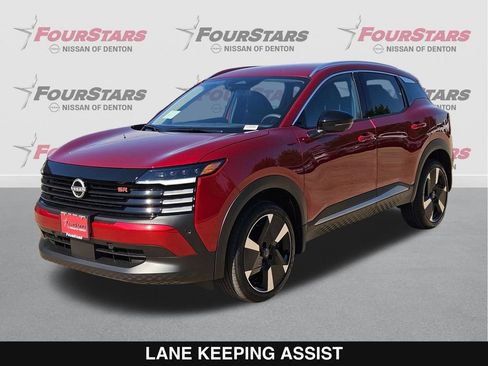 New 2026 Nissan Kicks SR FWD image 9