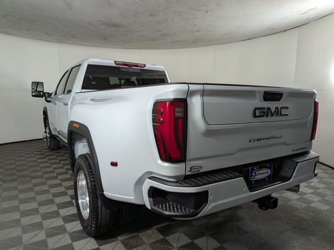 New 2026 GMC Sierra 3500 Denali Ultimate image 4