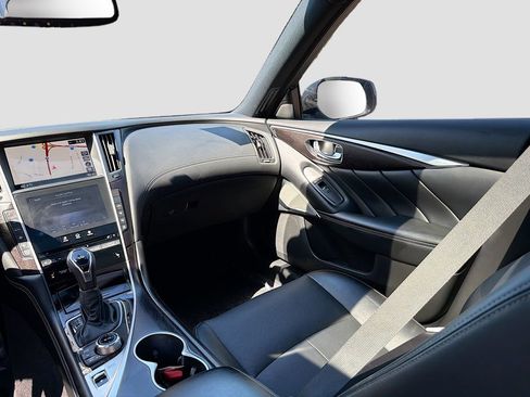 Used 2022 INFINITI Q50 Sensory image 25