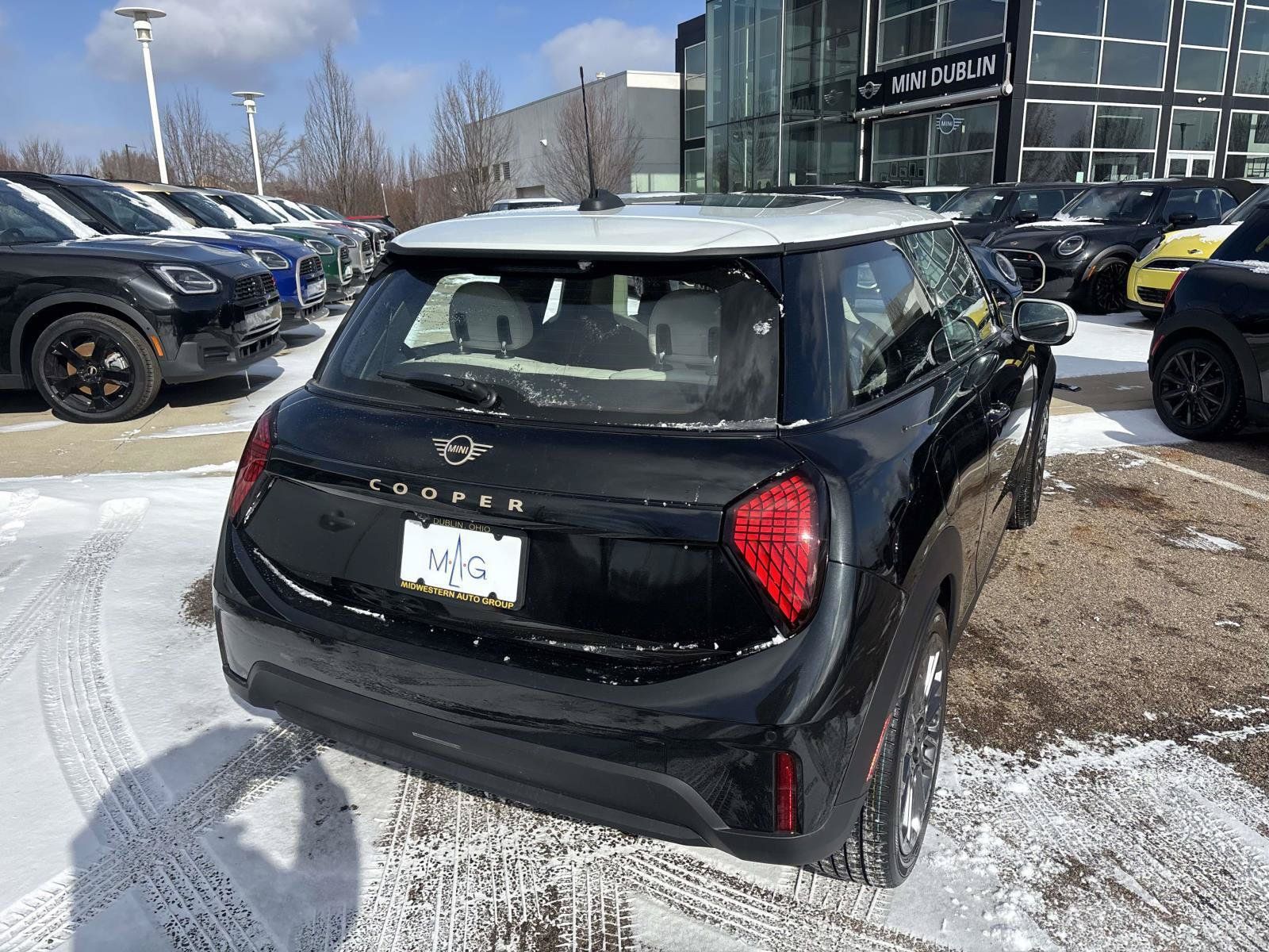 New 2026 MINI Cooper 2-Door Hardtop FWD image 7