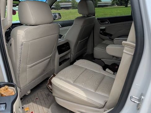Used 2018 GMC Yukon Denali w/ Denali Ultimate Package AWD/4WD image 17