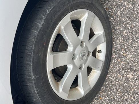 Used 2010 Nissan Sentra 2.0 SR image 12