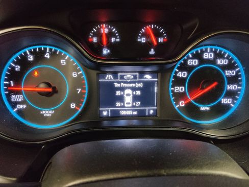 Used 2017 Chevrolet Cruze LS FWD image 23