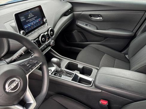 Used 2025 Nissan Sentra SV FWD image 39