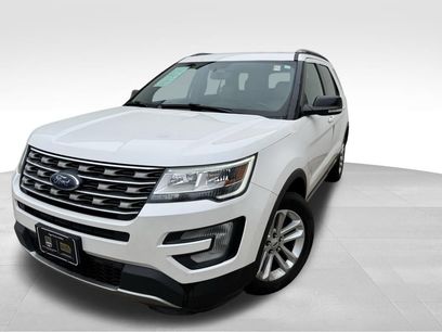 Used 2017 Ford Explorer XLT w/ Equipment Group 201A