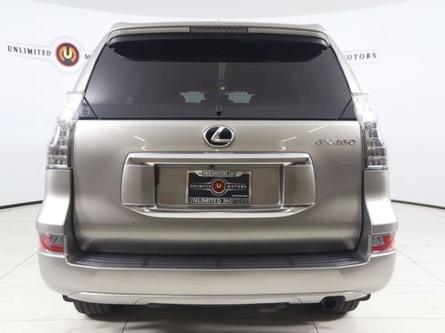 Used 2021 Lexus GX 460 w/ Accessory Package AWD/4WD image 45