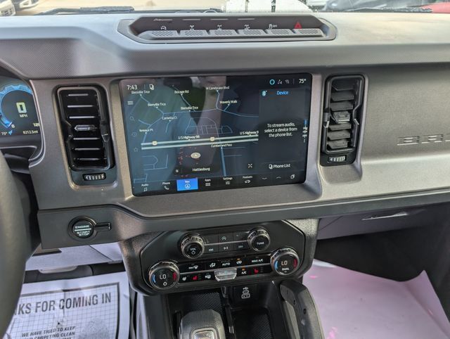 Used 2026 Ford Bronco Badlands w/ Sasquatch Package AWD/4WD image 16
