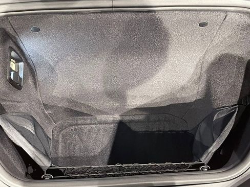 Used 2021 Chevrolet Corvette Stingray w/ Z51 Performance Package image 27