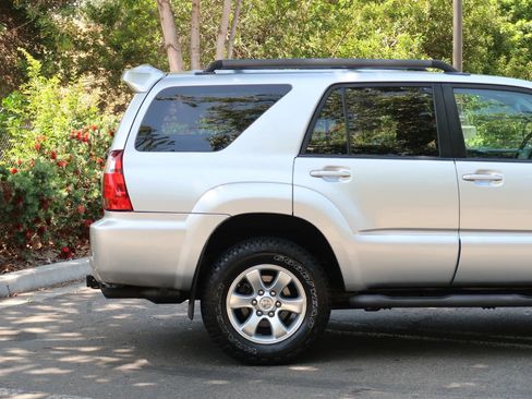 Used 2007 Toyota 4Runner Sport image 12